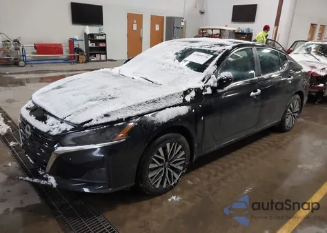 2024 Nissan Altima Sv Intelligent Awd z USA, uszkodzony, nr VIN 1N4BL4DW6RN377556